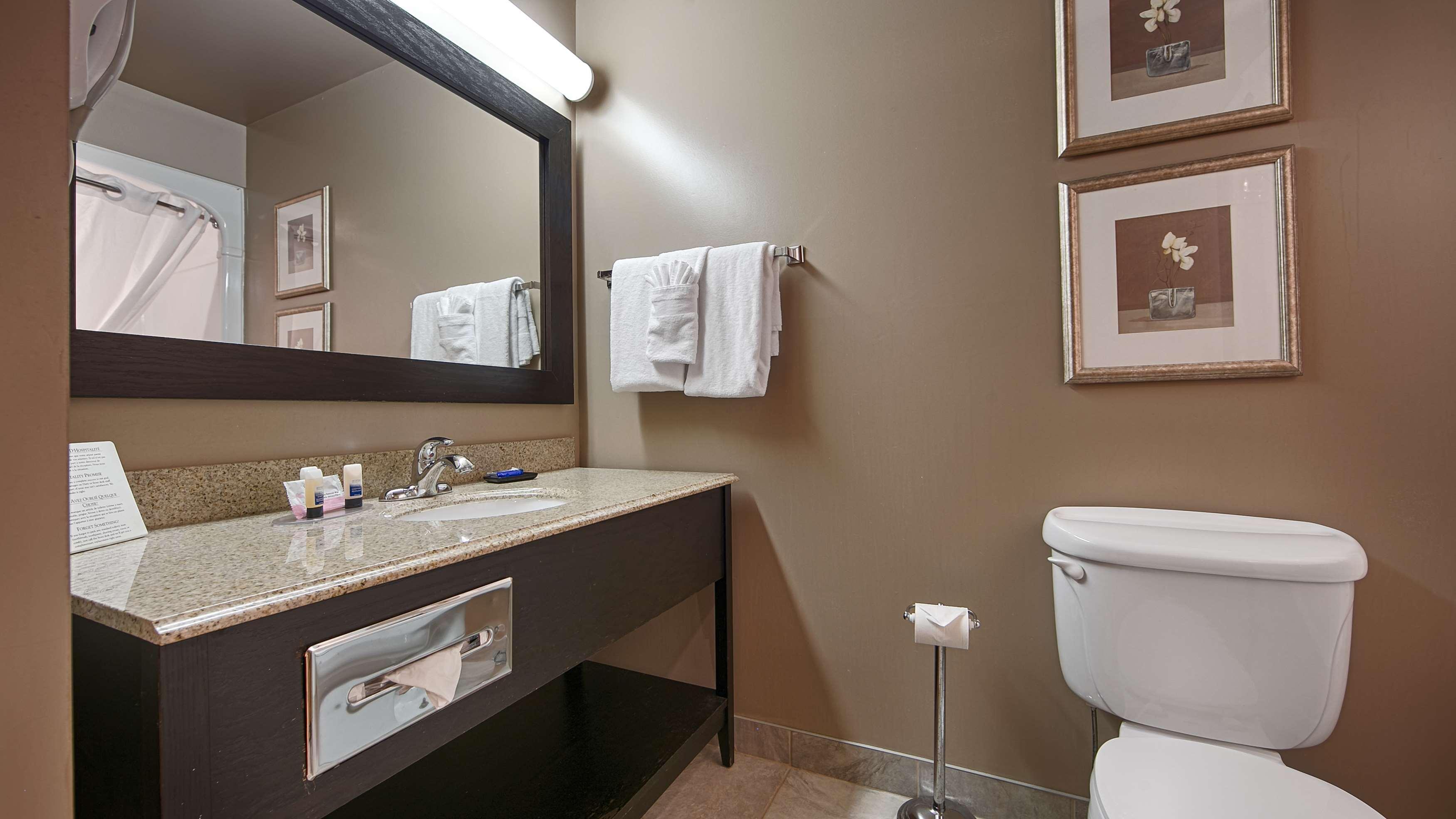 Best Western Plus Moncton Esterno foto