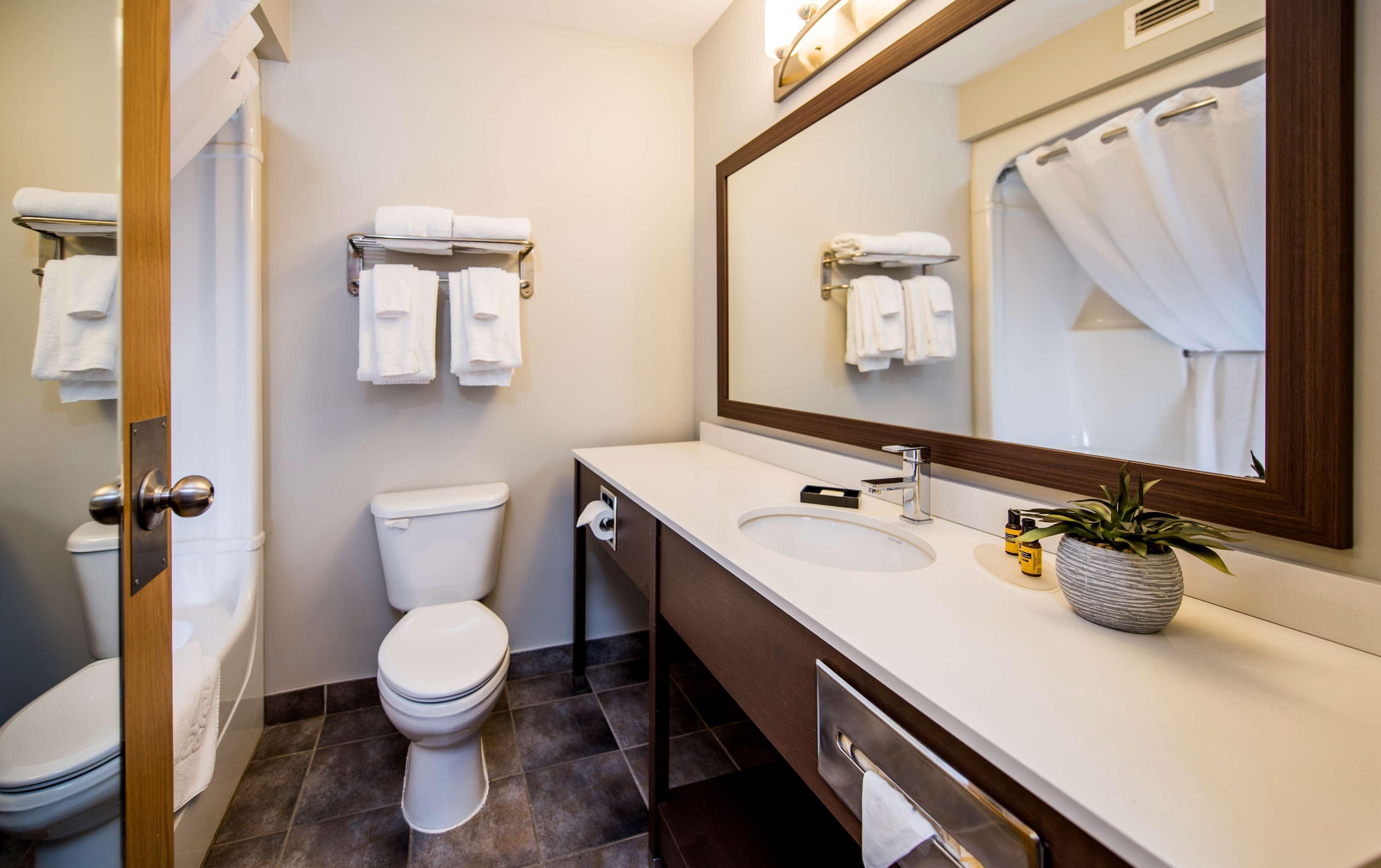 Best Western Plus Moncton Esterno foto