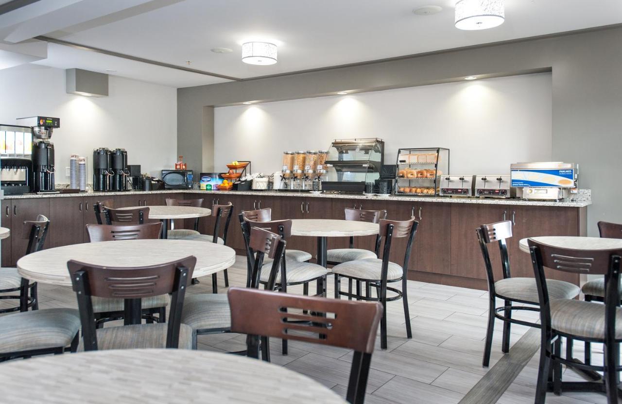 Best Western Plus Moncton Esterno foto